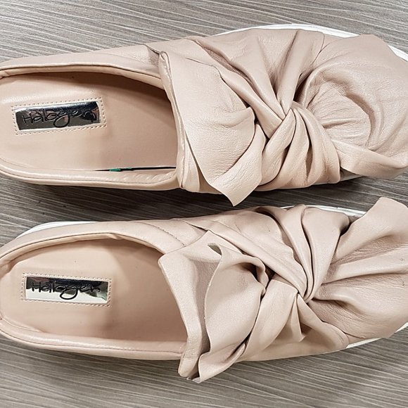 Halogen Manny Knotted Nude Leather Slip-On Sneaker, Womens Size 9.5 M - Picture 8 of 10